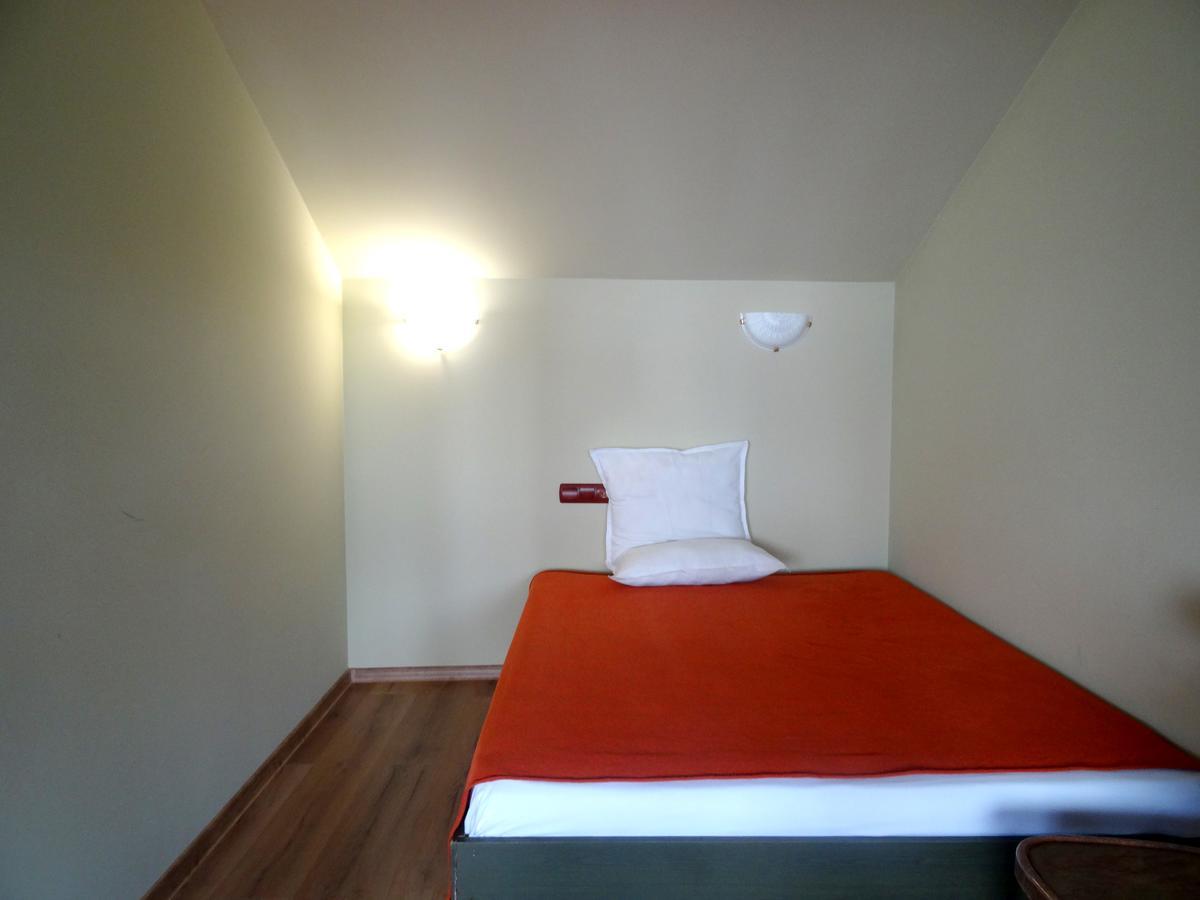 Family Hotel Rose Pavel Banya Dış mekan fotoğraf